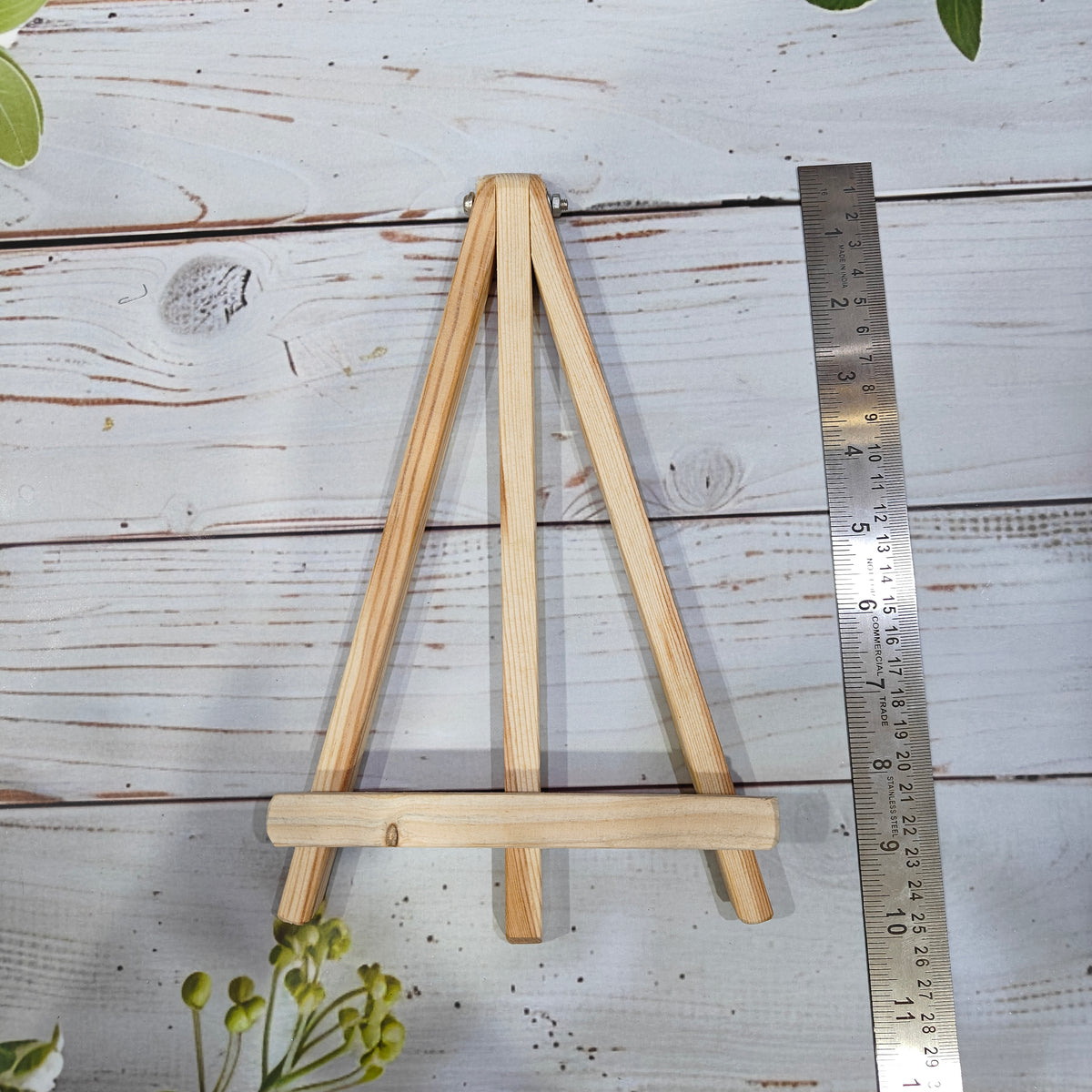 9 INCH WOODEN EASEL STAND