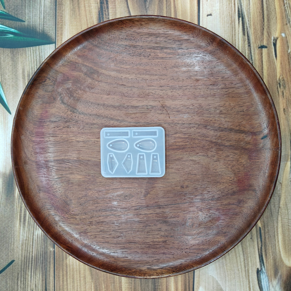 8 CAVITY SMALL JEWELLERY MOULD