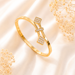Elegant anti tarnish gold plated bangle bracelet for women with premium luxury jewellery design