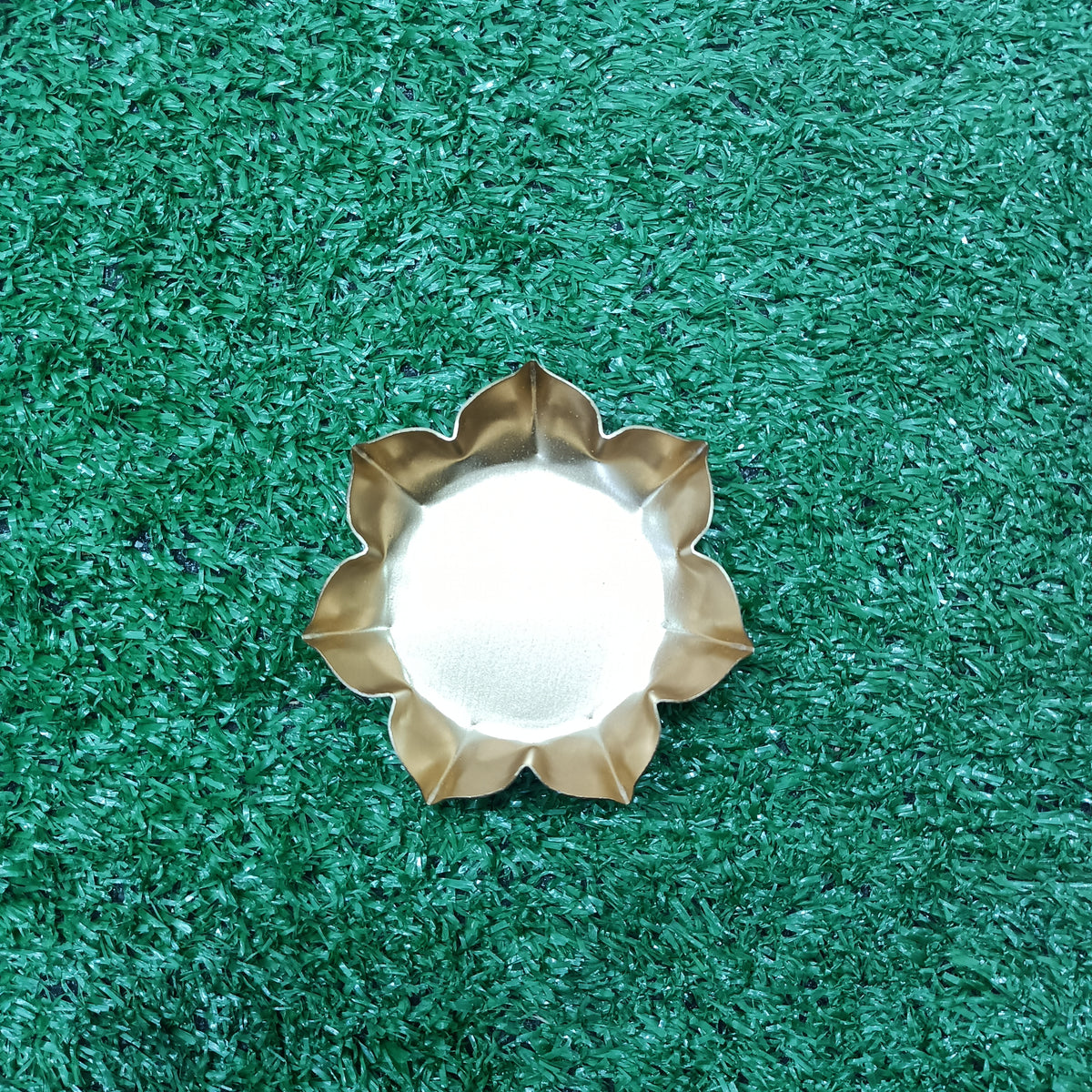 Lotus metal urli 3.5 inch