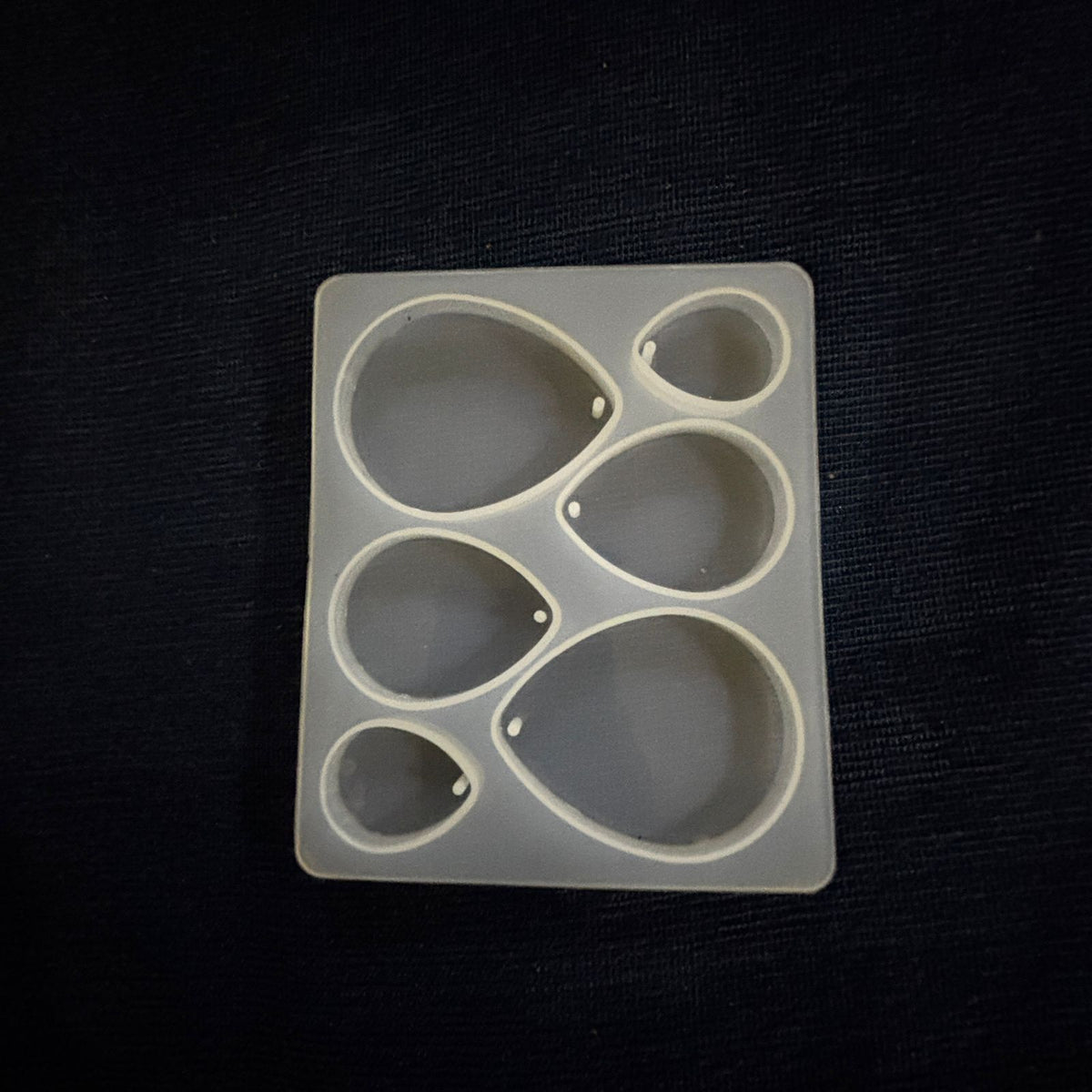 6 cavity drop jewellery