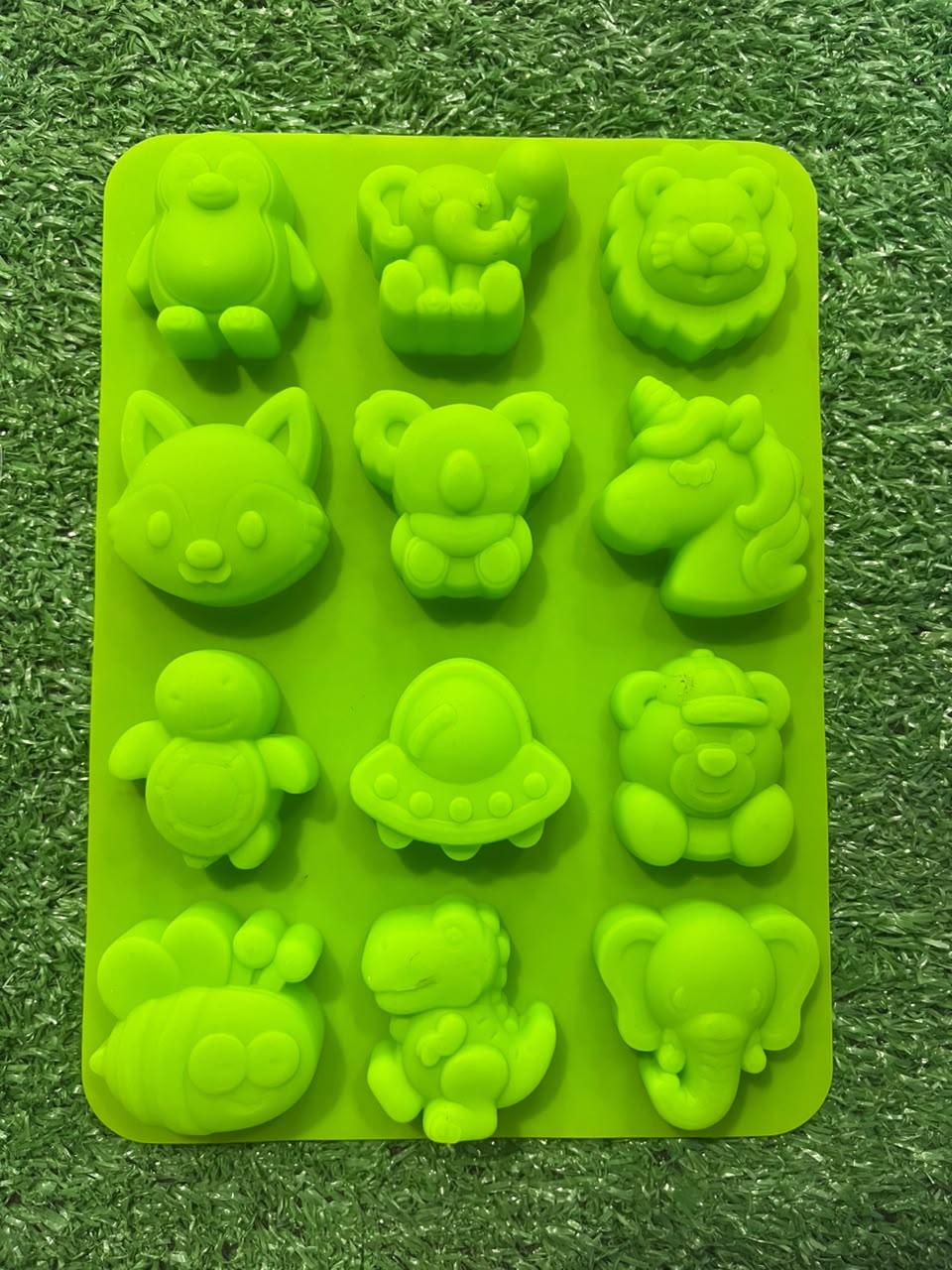animal horse ,elephant mix diy casting concrete mould