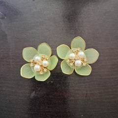 Acrylic Flower with Ready Pearl Flower for Pooja Thali (2pcs)