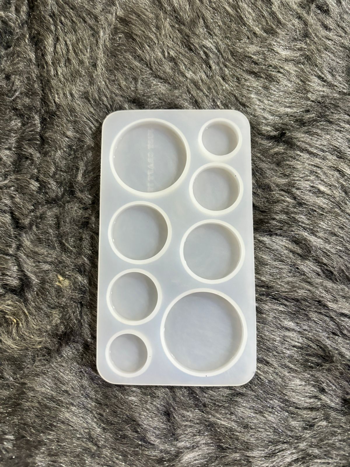 MIX SIZE ROUND JEWELLERY MOULD